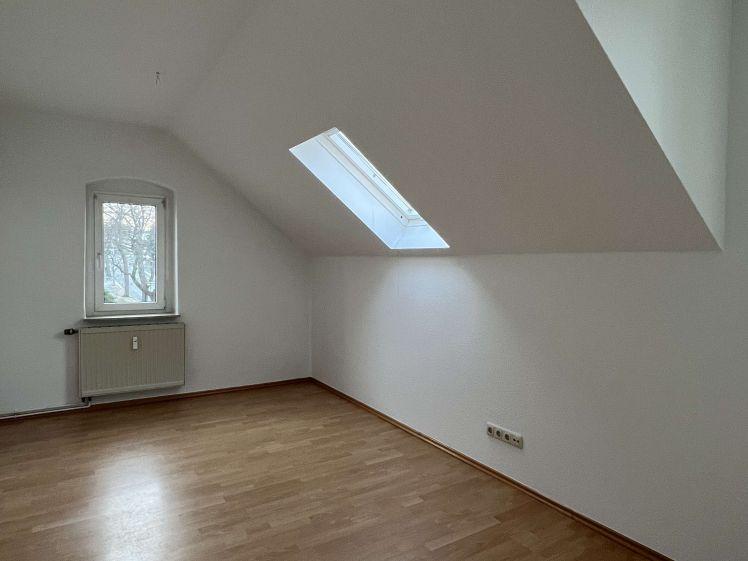 gemütliche 2-Raum-Wohnung, frisch renoviert, Einbauküche - Foto 1