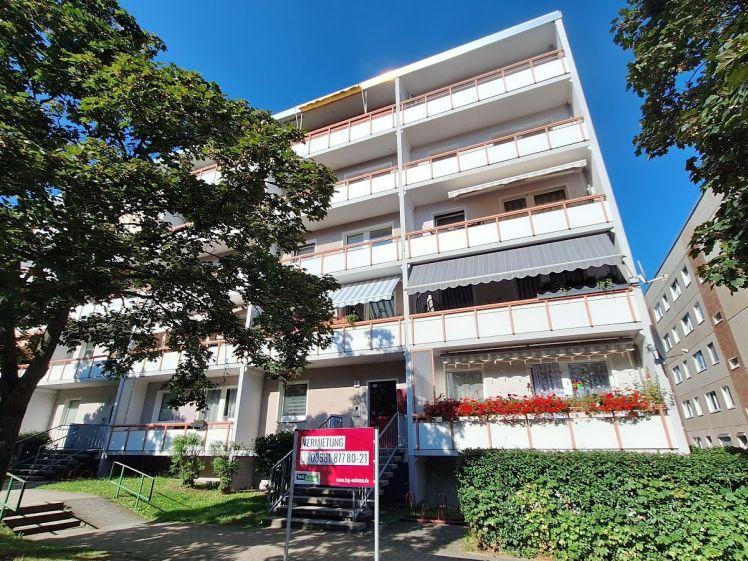Komplett renovierte Dreiraumwohnung zum Rundum-Wohlfühlen! - Photo 1