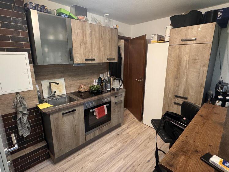 EBK, TERASSE, RENOVIERT - EINZUGSBEREIT - Foto 1