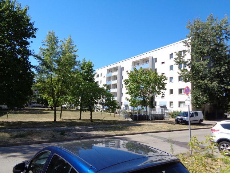 Helle 1-Raum-Wohnung mit Einbauküche - Photo 1