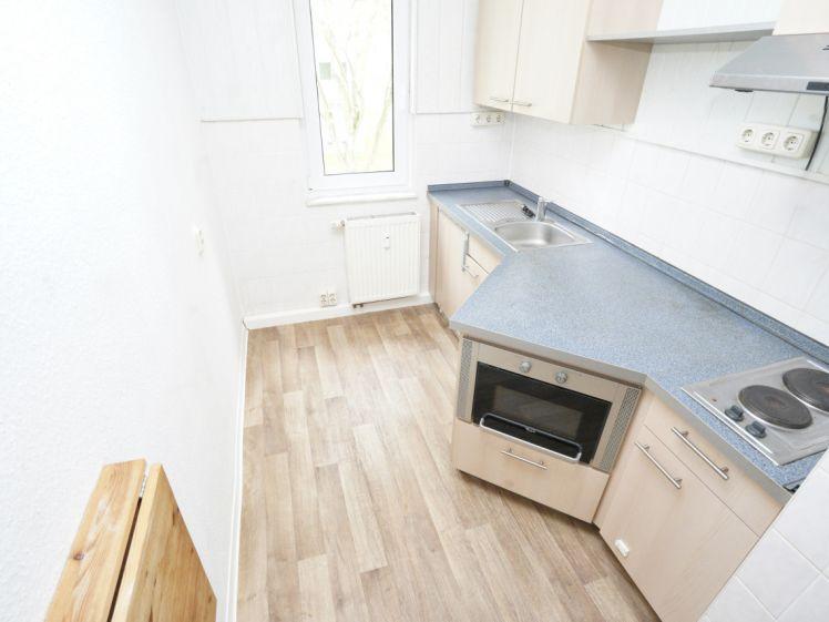 Einbauküche / Am Campus / Badewanne - Foto 1