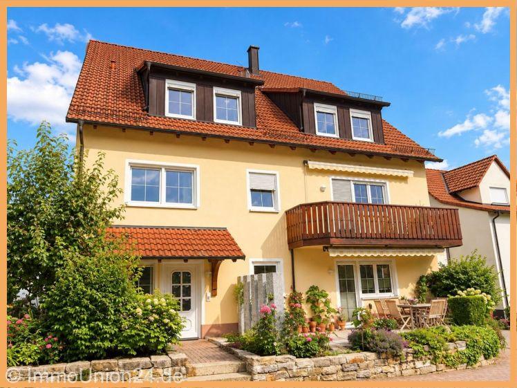 8 5 0,- für 4 Zimmer 1 2 2 qm + mit 10 qm herrlichen SONNEN-BALKON + viel Licht + CARPORT - Foto 1