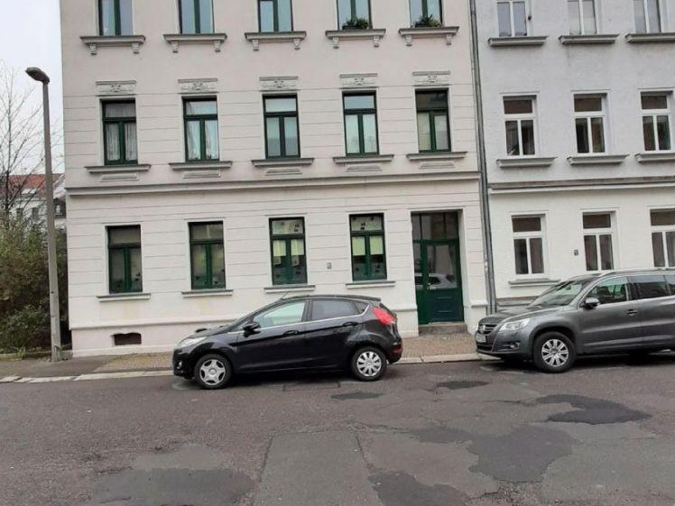 Gemptliche 2-Raumwohnung mit EBK im Dachgeschoss! - Foto 1
