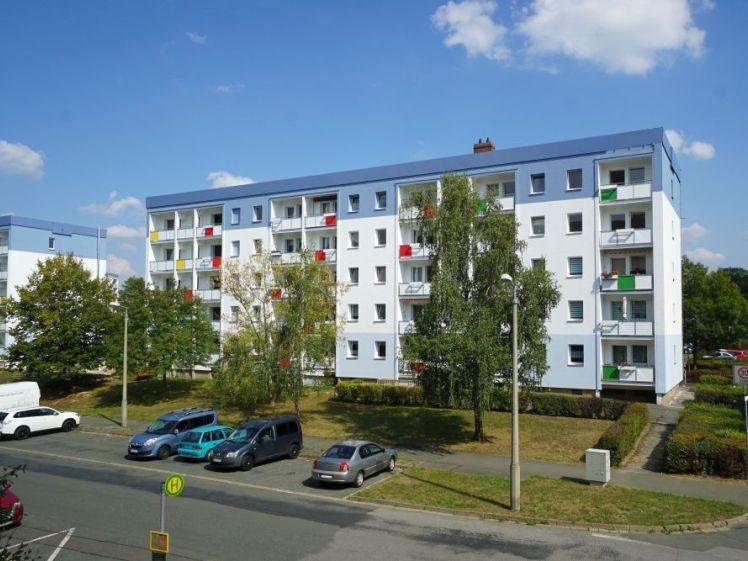 !AB JULI! Frisch renovierte 3-Zimmer-Wohnung im 4. OG - Foto 1