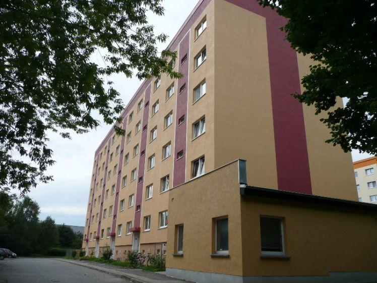 Großzügiges Wohnzimmer mit Balkon! - Photo 1