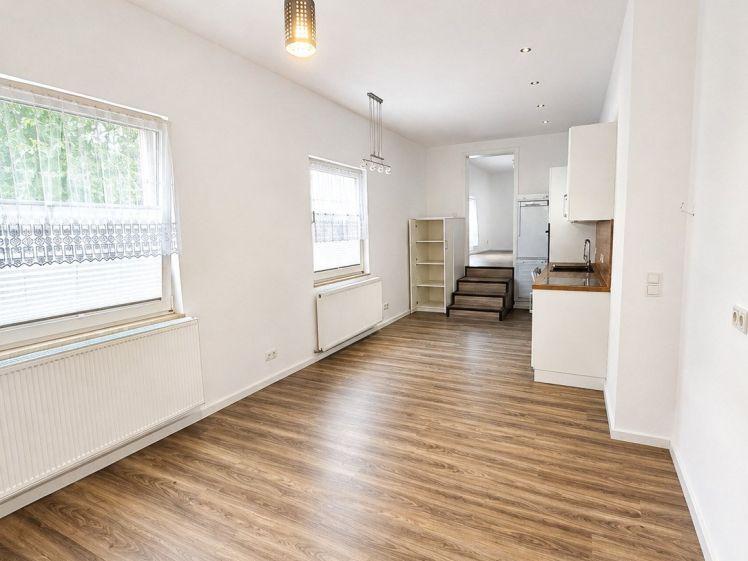 Zentrale Lage trifft modernen Komfort - Newertige 70 m², 2 ZKB, incl. EBK und Stellplatz - Photo 1