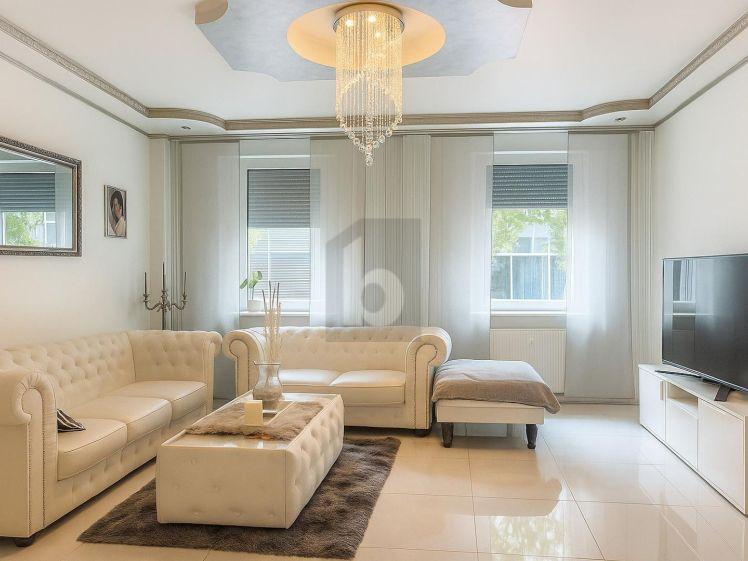 ERDGESCHOSS, SOFORT VERFÜGBAR & GARTENNUTZUNG