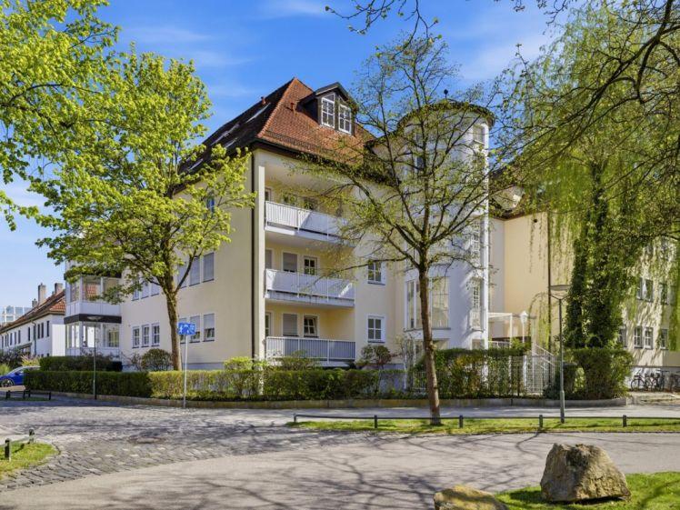 Großzügige 2-ZKB mit EBK, TG & Wintergarten im Univiertel - Foto 1