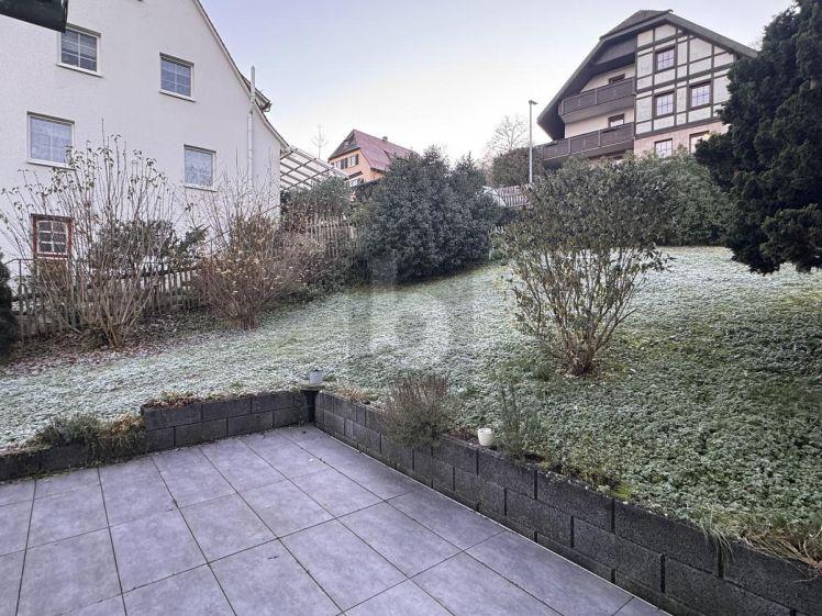CITY-IDYLLE: WOHNEN MIT EIGENEM GROSSEN GARTEN - Foto 1