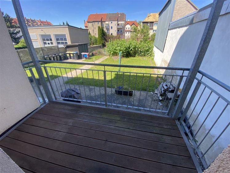 Pegau* tolle 1 Zimmer-Wohnung *Balkon*offene Küche* EBK* Tageslichtbad* Balkon hofseitig - Photo 1