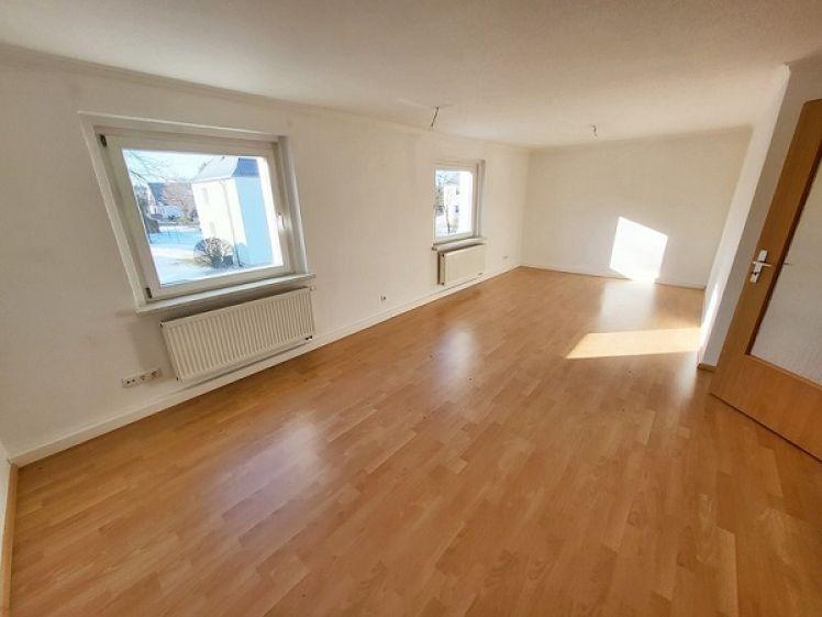 ++ Helle 2-Raum-Wohnung in ruhiger Lage ++ - Foto 1