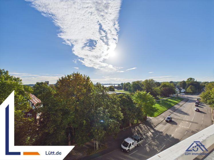 Dachgeschosswohnung 4 Zimmer zur Miete in 24106 Kiel Wik | Lütt Immobilien Kiel - Photo 1