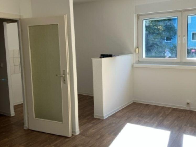 Bodenständig schön: Lichtdurchflutete 2-Zimmer-Wohnung im Erdgeschoss - Photo 1