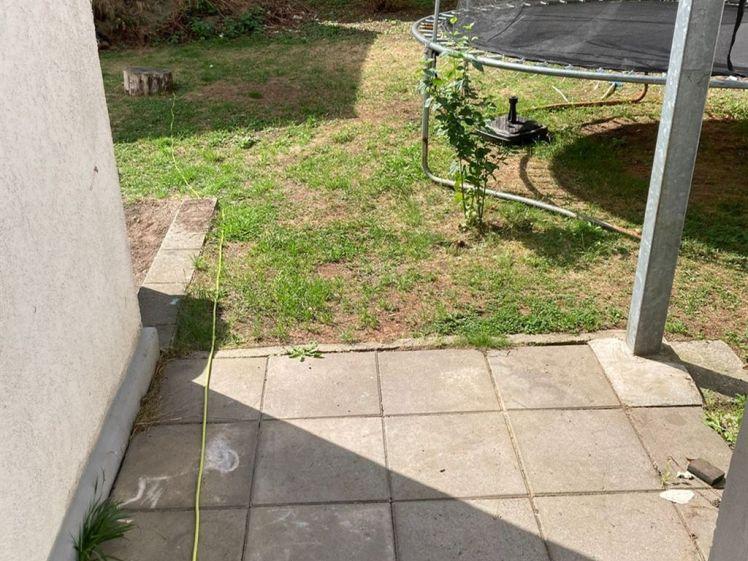 Großzügige 2-Zimmer mit Laminat, Dusche und Terrasse in ruhiger Lage! - Foto 1
