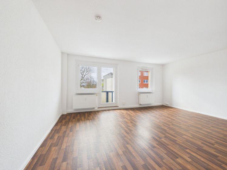 Lichtdurchflutetes Raumwunder mit Sonnen-Balkon – Dein neues Zuhause auf dem Sonnenberg! - Photo 1