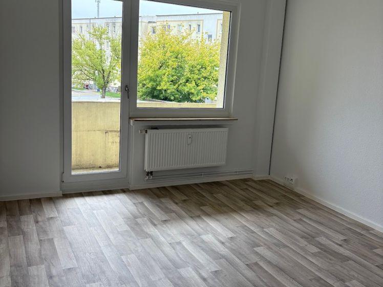 Renovierte 2- Zimmer Wohnung auf dem Kietz ** ab sofort ** - Foto 1