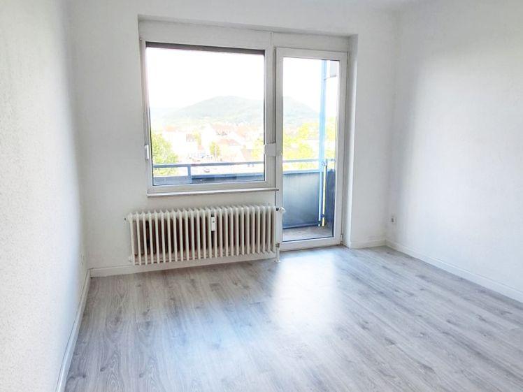 1Z ETW, im 4.OG, 23 qm inkl Balkon, in Heidelberg + Stellplatz und Kellerabteil
