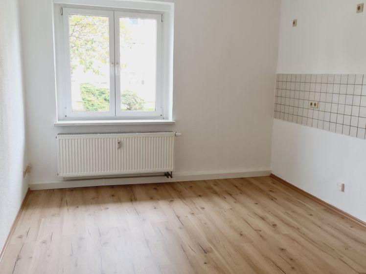 Modernes Laminat - frei ab 1.2.26 - große Küche - Foto 1