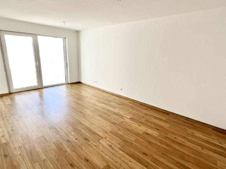 Lichtdurchflutete und gemütliche 2 Zimmer Etagenwohnung in Biberach im Kinzigtal - Photo 1