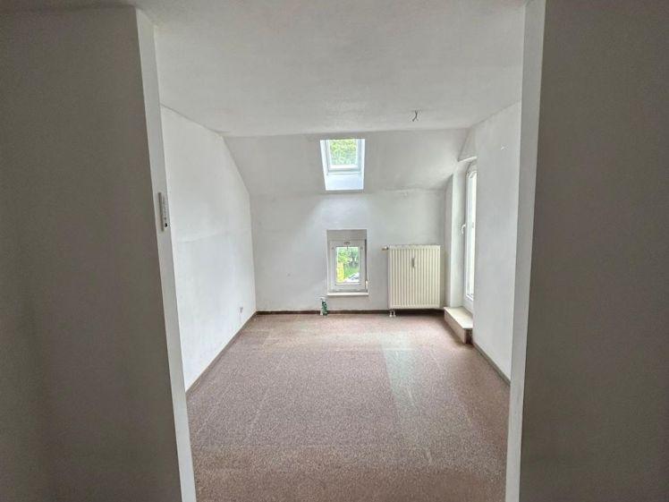 Großzügige 2,5-Zimmer mit Balkon Tageslichtbad und Wanne in guter Lage! - Photo 1