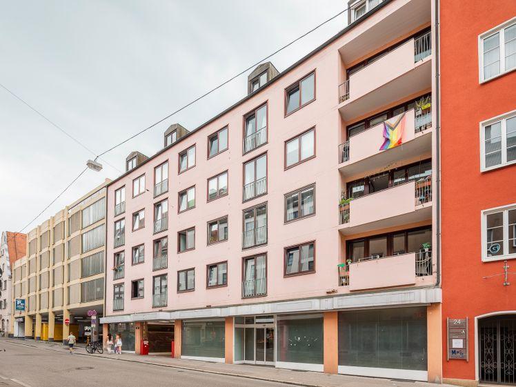 Moderne 3-ZBK direkt im Zentrum von Augsburg - Photo 1