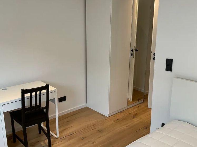 Stylisches Zimmer in moderner Frauen-WG in Nürnberg - Foto 1