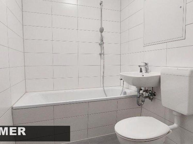 3 Zimmer mit Balkon frisch saniert - Photo 1