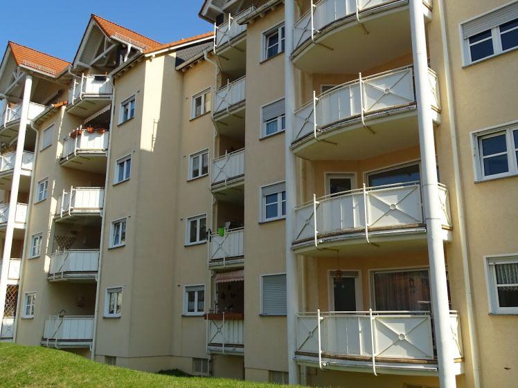 Modernisierte Erdgeschosswohnung mit Balkon und Badewanne in ruhiger Lage - Foto 1