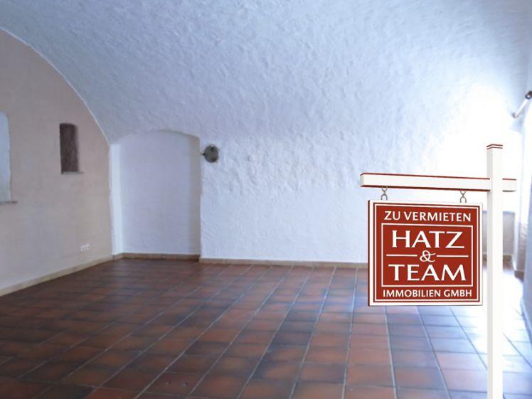 Cooles Apartment mit kleiner Wohn-Küche und großem Zimmer - Foto 1