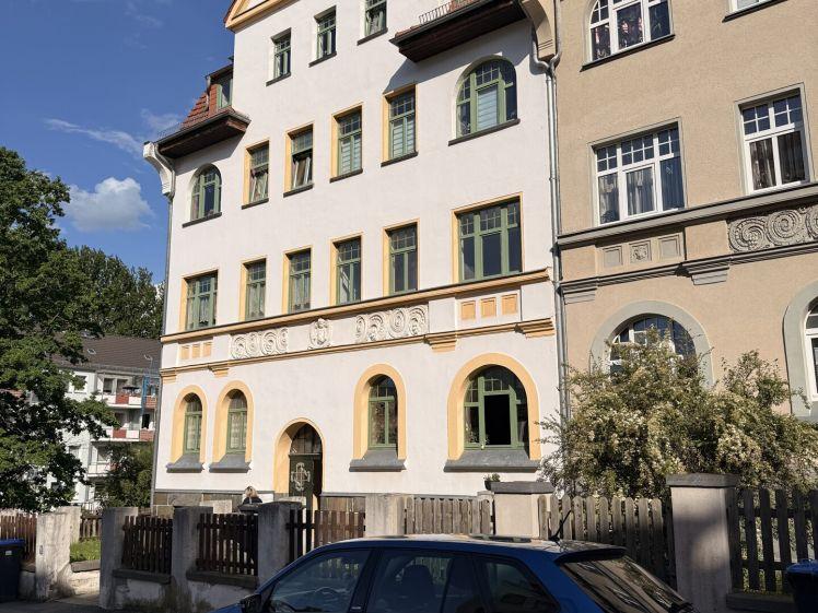 Ruhiges Wohnen mit großem Balkon - Foto 1