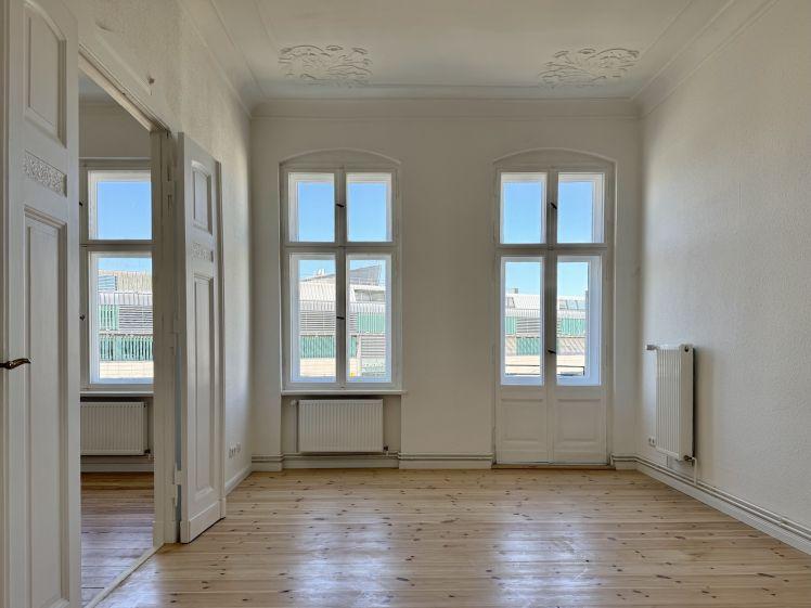 Modernisierte 3-Zimmer-Wohnung mieten in Berlin-Steglitz, Stuck-Altbau, sonniger Balkon - Foto 1