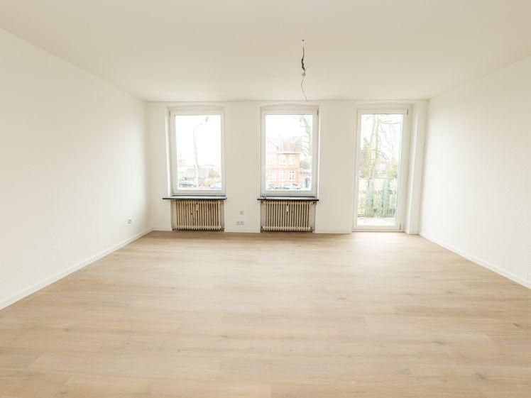Frisch sanierte 3,5-Zimmer-Wohnung mit Balkon und Einbauküche – ca. 82 m² Wohnfläche, bezugsfertig ab 1. Juni 2026 - Foto 1