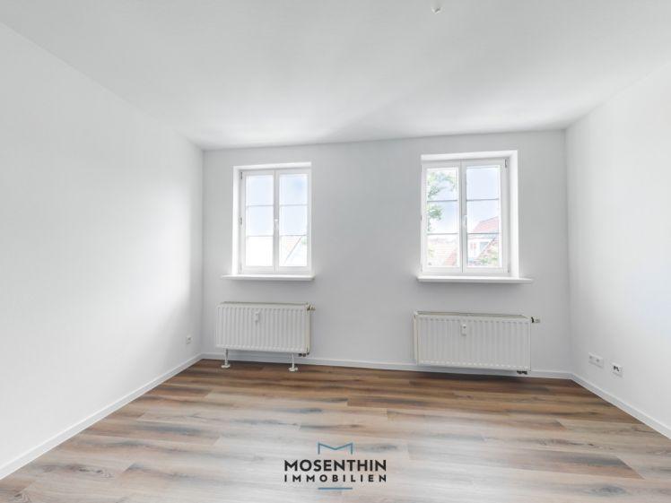 Neu renovierte 2,5 Zi.-Wohnung in Kirchheimer Citylage - Photo 1