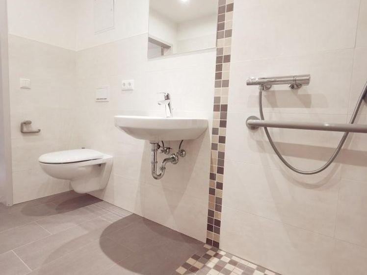 Service-Wohnen Waldblick II - 2-Zimmer-Appartment - WE 4.09 - Photo 1
