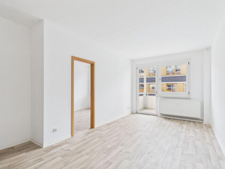 3-Raum-Wohnung mit Balkon auf dem südlichen Sonnenberg - Photo 1