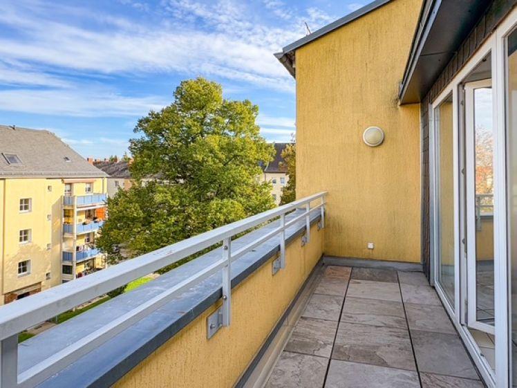 Wohnen mit Stil – charmantes Zuhause über den Dächern der Stadt! - Photo 1