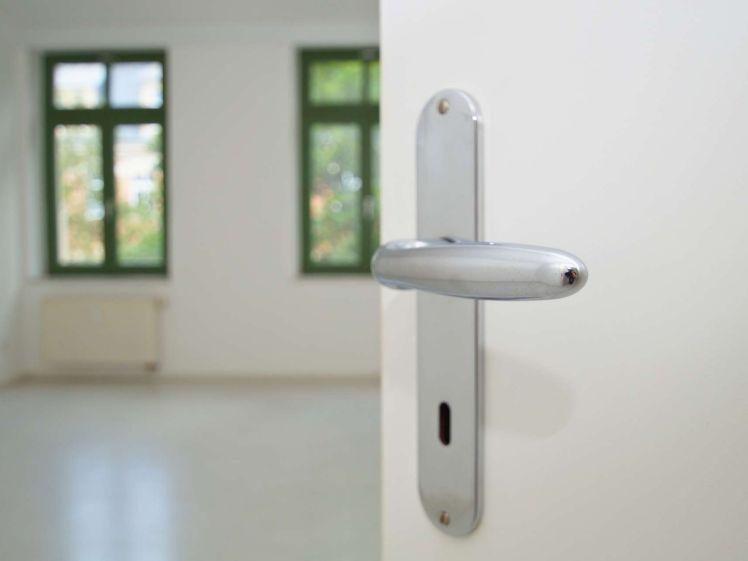 Neuer Fußboden möglich: einzigartige 3-Zimmerwohnung mit Dusche + Badewanne! - Photo 1