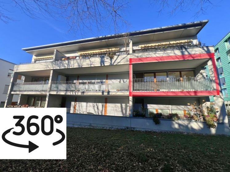 Seniorenwohnung: barrierefrei, 2 Zimmer, EBK, Bad, Balkon, Keller, Aufzug, Hausnotruf - Photo 1