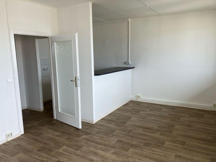 Schöne Wohnung über den Dächern von Gera - Foto 1