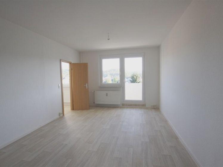 Schöne Singlewohnung mit Balkon und Aufzug - Photo 1