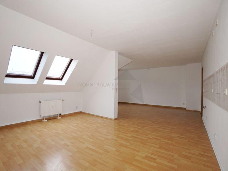 Helle, geräumige Dachgeschosswohnung in Niederplanitz - Foto 1