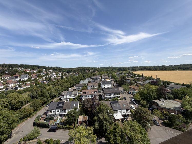 Hochwertige 4,5-Zimmer Wohnung mit Balkon und herrlicher Aussicht - Foto 1