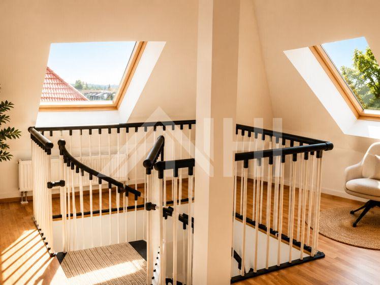 Zwei Ebenen, viel Charakter ... Ihre neue Wohnung in Markkleeberg. - Photo 1