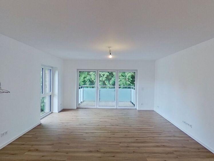 Erstbezug im Obergeschoss: Moderne 3-Zimmer-Wohnung mit Balkon! - Foto 1