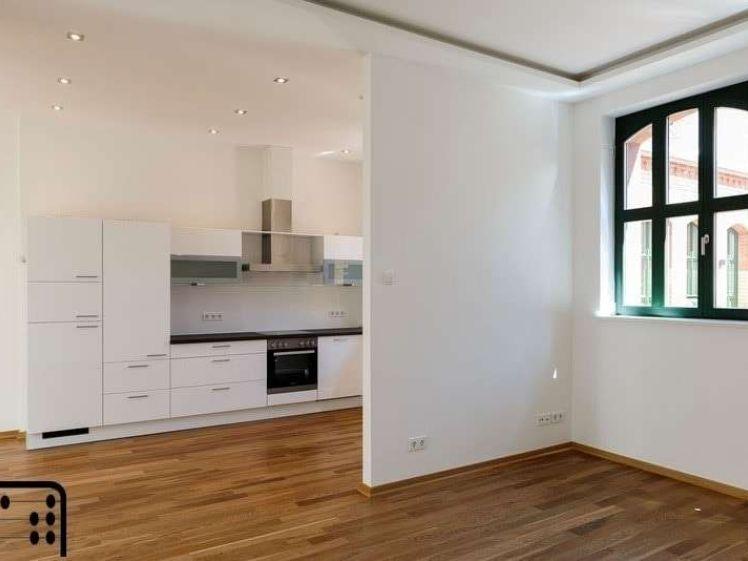 Moderne Loftwohnung mit Einbauküche und großzügiger Dachterrasse in Toplage! - Foto 1