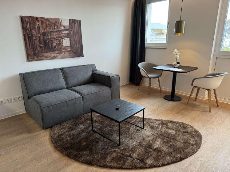 MÖBLIERTES APARTMENT IN BESTER LAGE - Foto 1