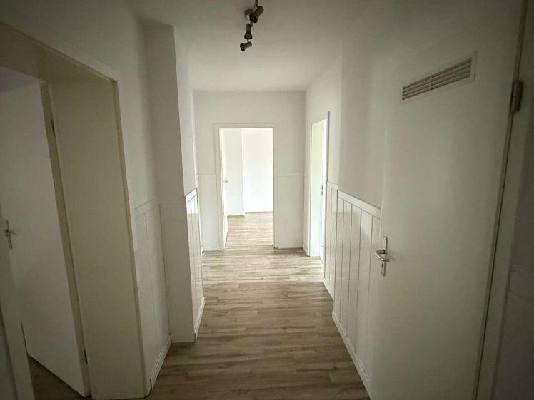 Schöne Dachgeschoss Wohnung in der Schildstraße 27 - Photo 1