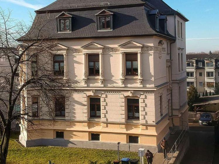Modernes Wohnen in der Stadtvilla: 2,5 Zimmer mit Wohlfühlfaktor - Photo 1