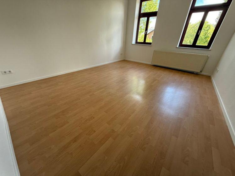 2. OG oder 3.OG / Bad mit Dusche / Laminat / City-Nah - Photo 1