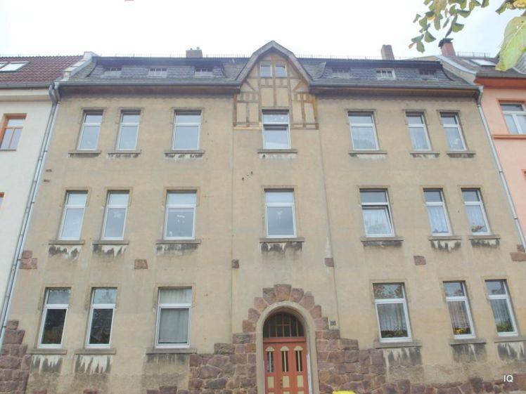 Schöne 3,5-Zimmer-Wohnung mit Laminatboden "Dielenoptik", Balkon und schönem Bad mit Wanne und Dusche - Foto 1